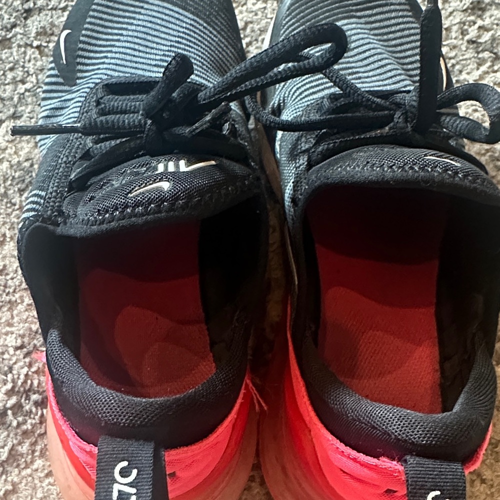 Nike Black and Pink Air Max 270 Sneakers - Picture 5 of 5